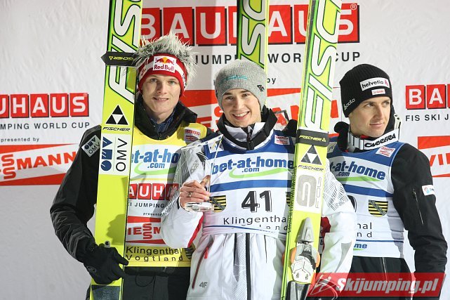 137 Podium konkursu